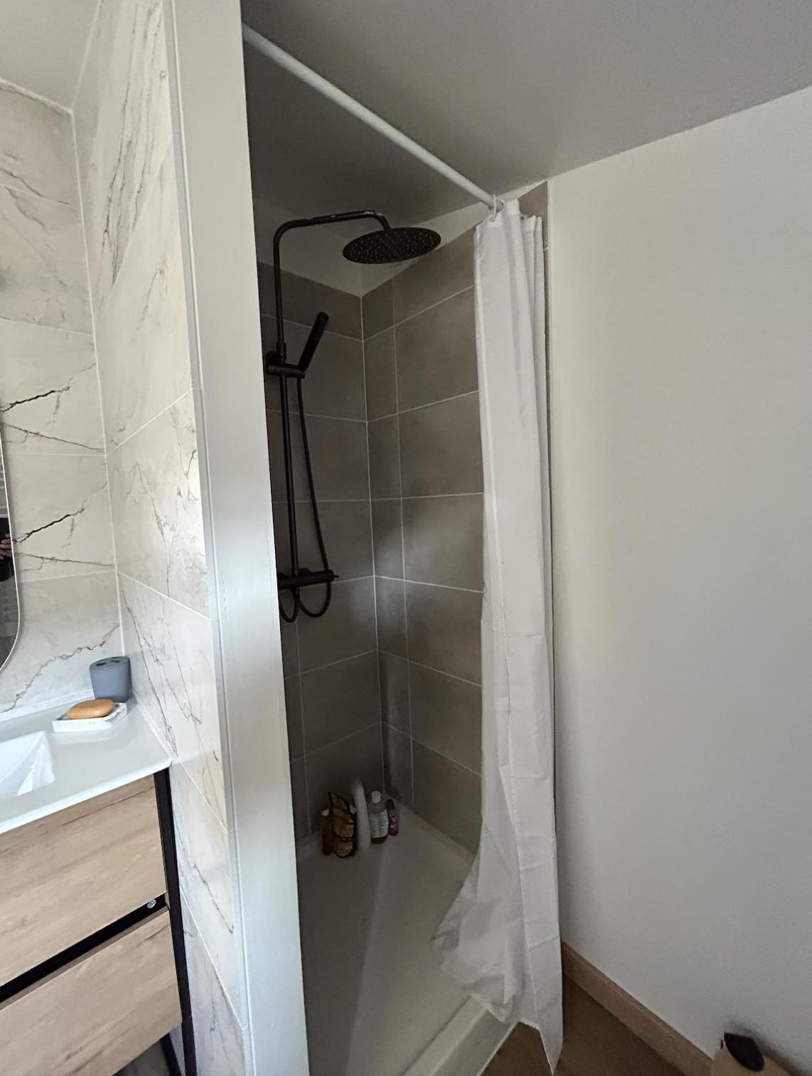 Appartement Design & Calme - Au Centre De Tulle! エクステリア 写真